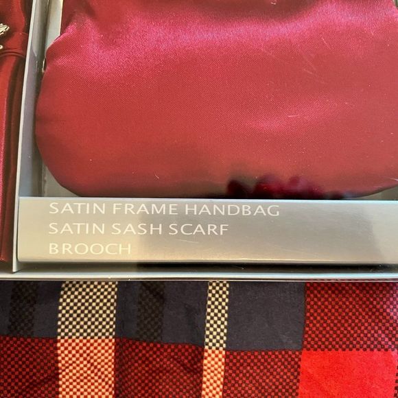 NWT! Red Satin Handbag, Sash Scarf, Brooch Holiday Set - Picture 2 of 3
